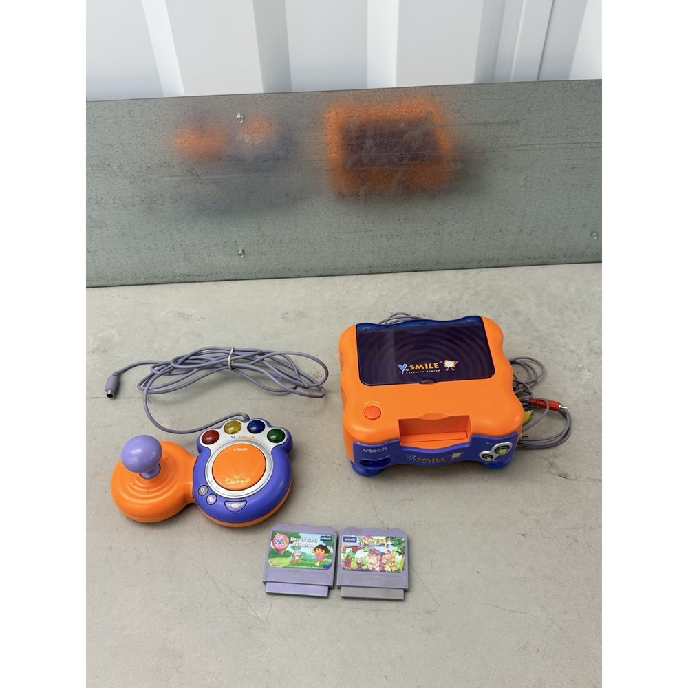 VTech V.Smile TV Learning System Console Bundle Controller & 2 Games